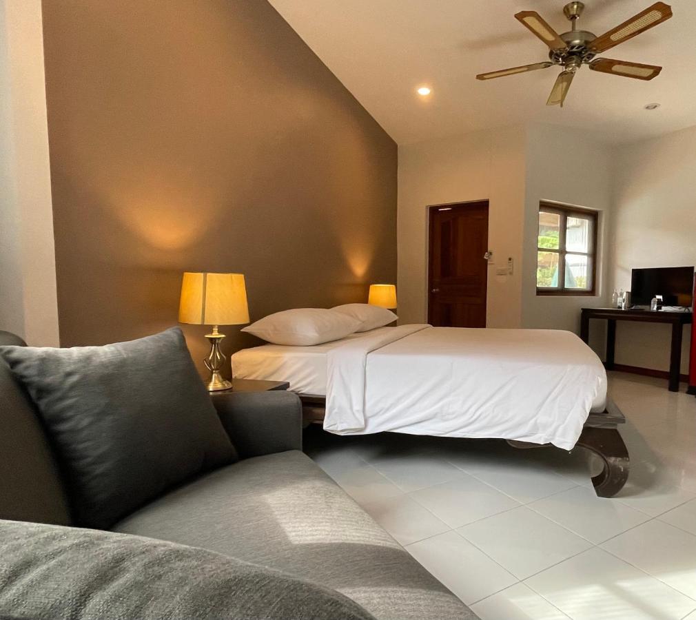 The Pace Phuket Boutique Resort Rawai Eksteriør billede