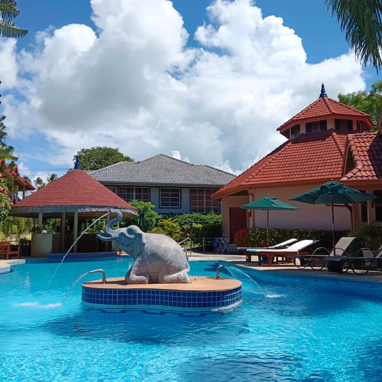 The Pace Phuket Boutique Resort Rawai Eksteriør billede