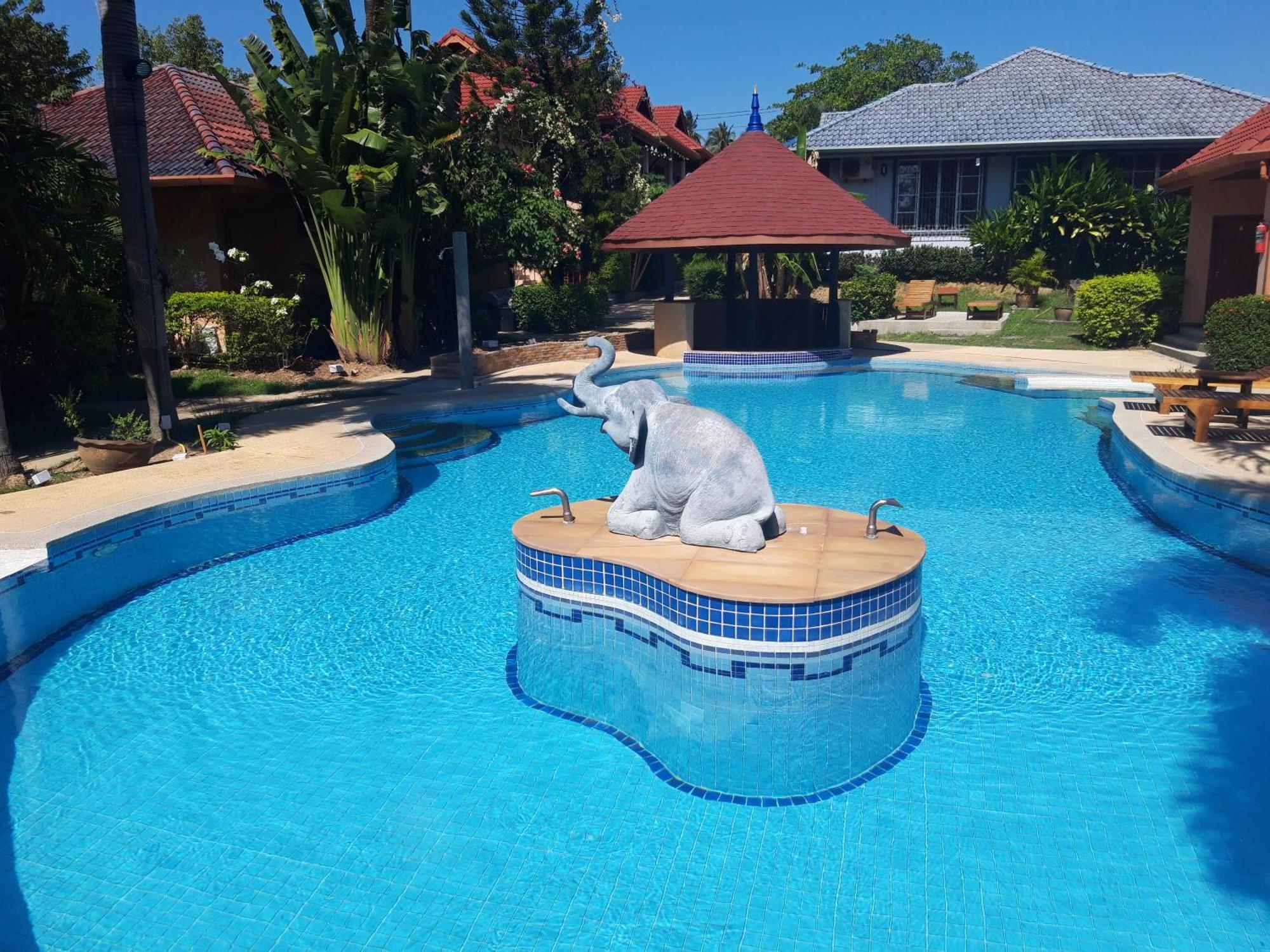 The Pace Phuket Boutique Resort Rawai Eksteriør billede
